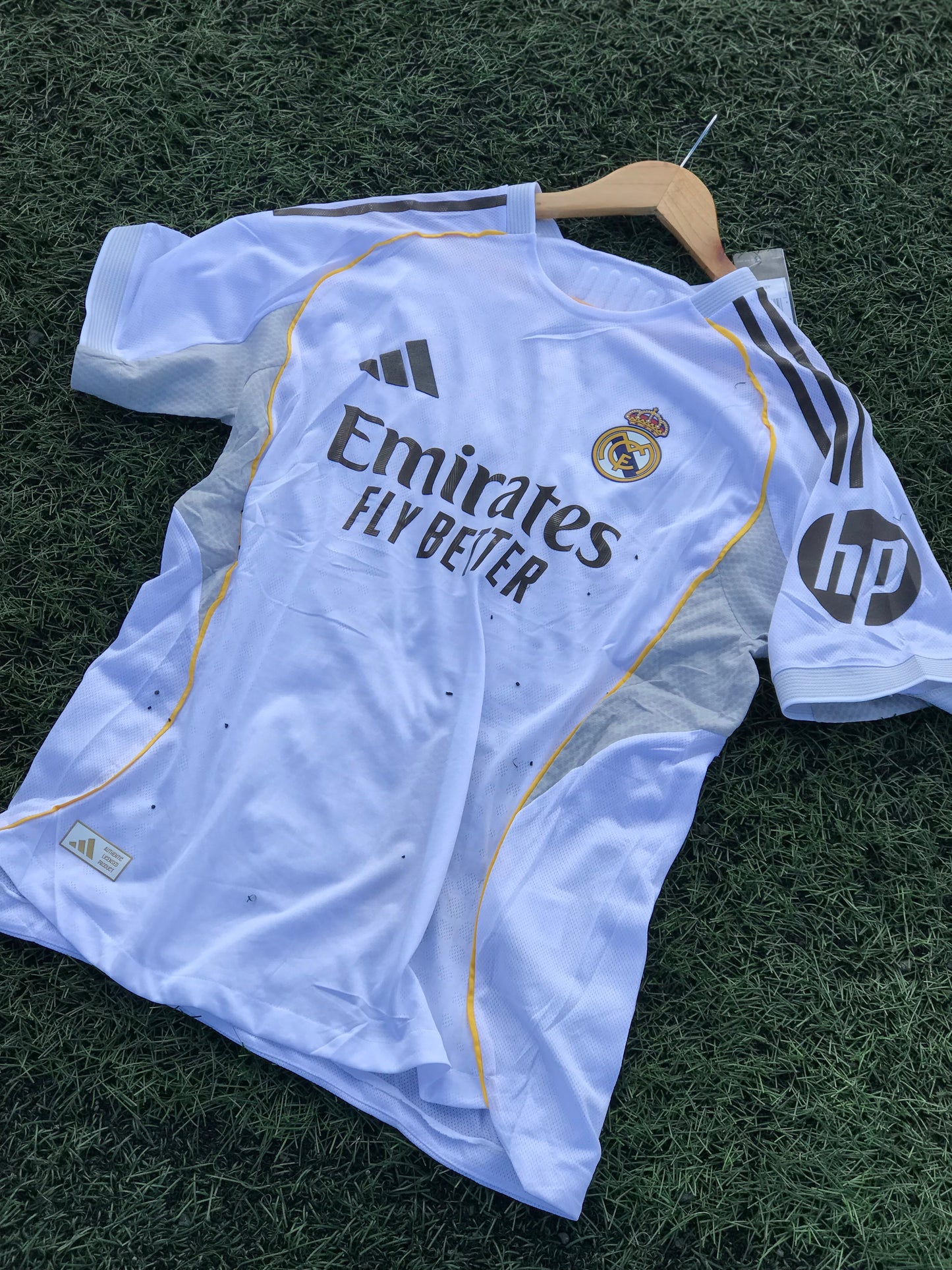 CAMISETA REAL MADRID 2026 (TALLA XL)
