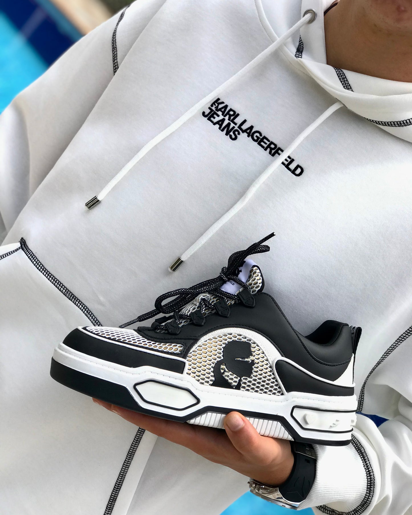 BUZO KARL LAGERFELD (TALLA XL)