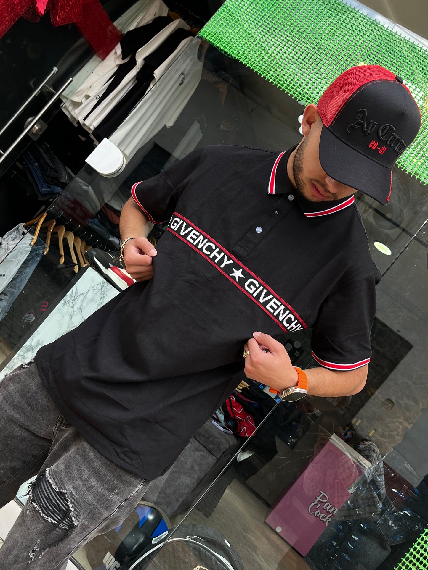 CAMISETA GIVENCHY (TALLA XL)