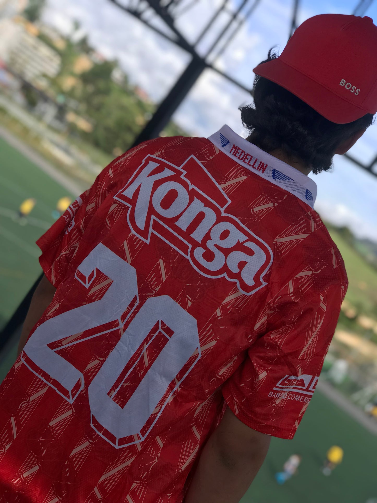 CAMISETA IND MEDELLÍN RETRO (TALLA XL)