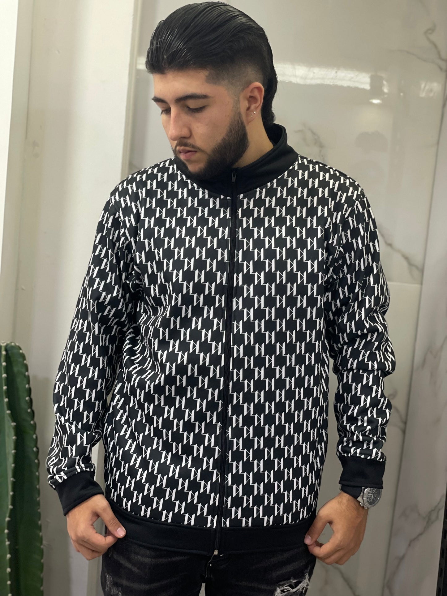 BUZO KARL LAGERFELD (TALLA L)