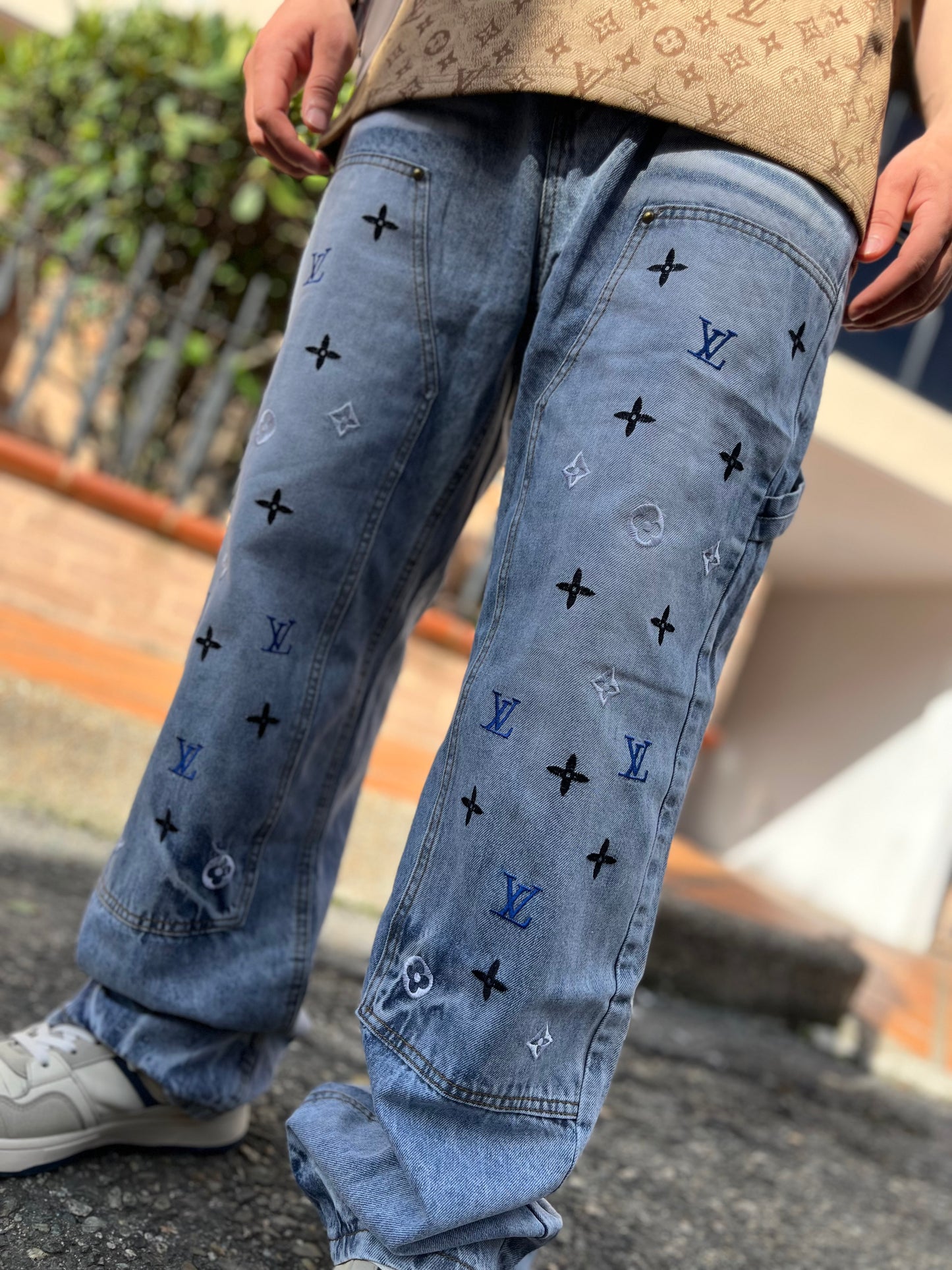 JEAN LV (TALLA 36)