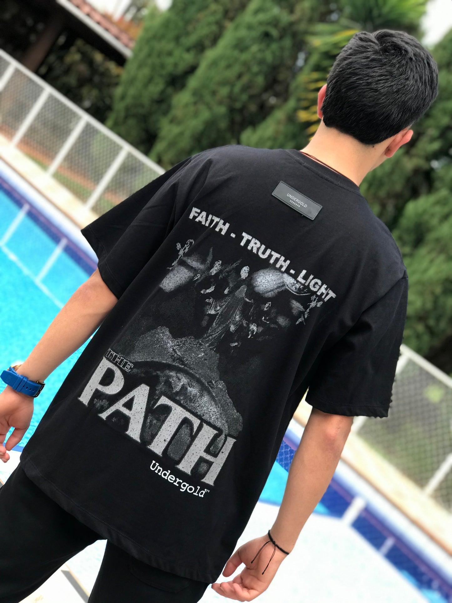 CAMISETA UNDG (TALLA L)