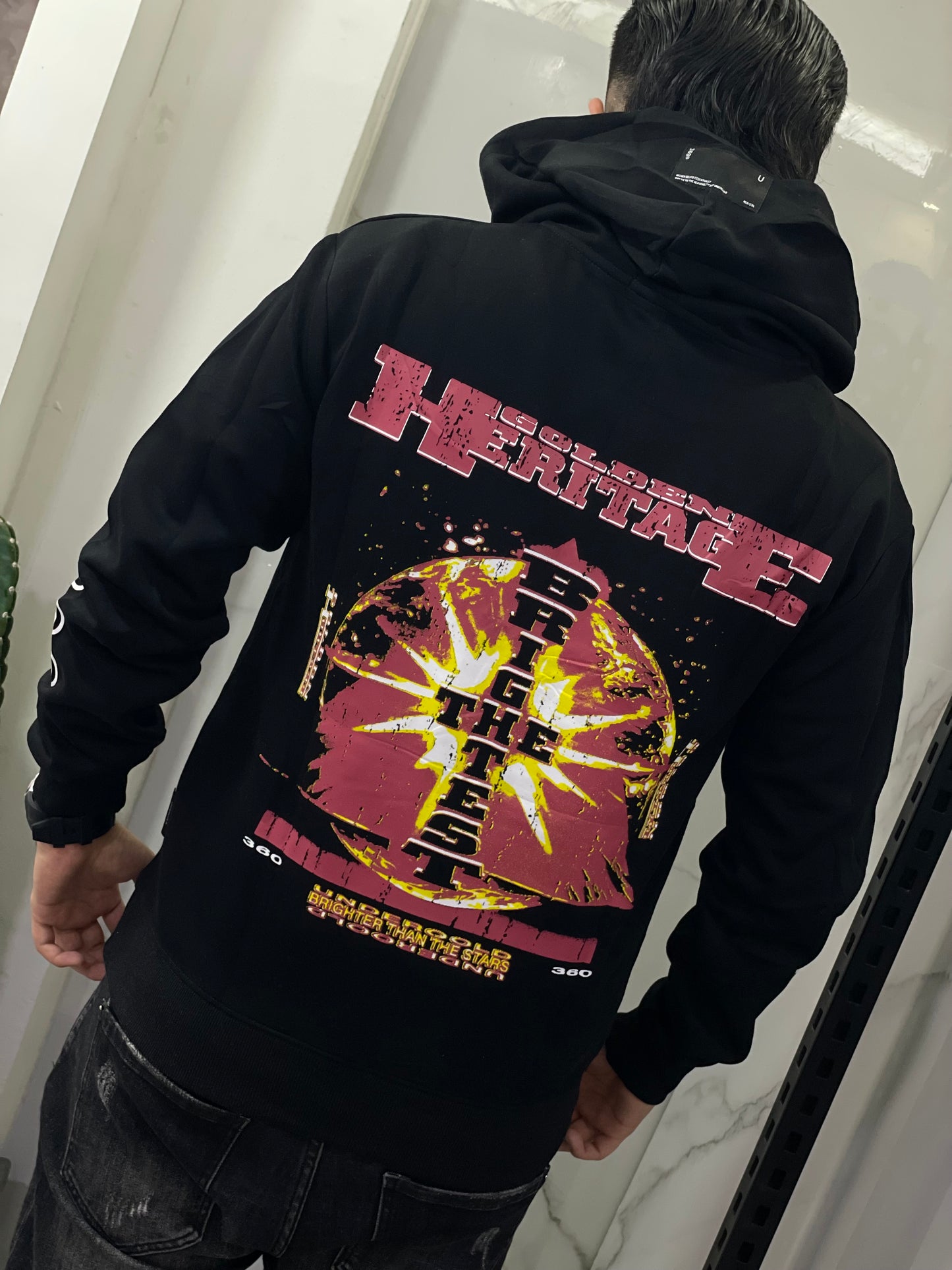 BUZO UNDG (TALLA L)