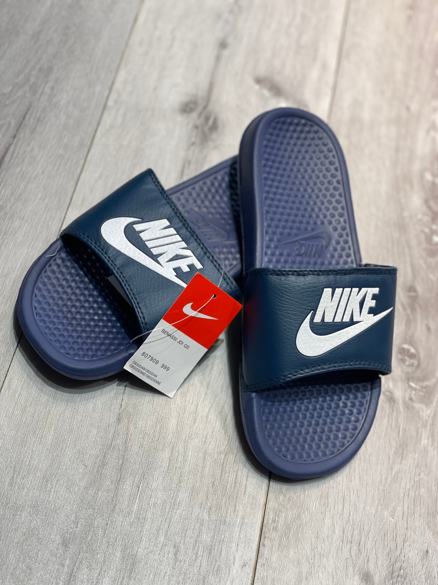 CHANCLAS NIKE (TALLA 42)
