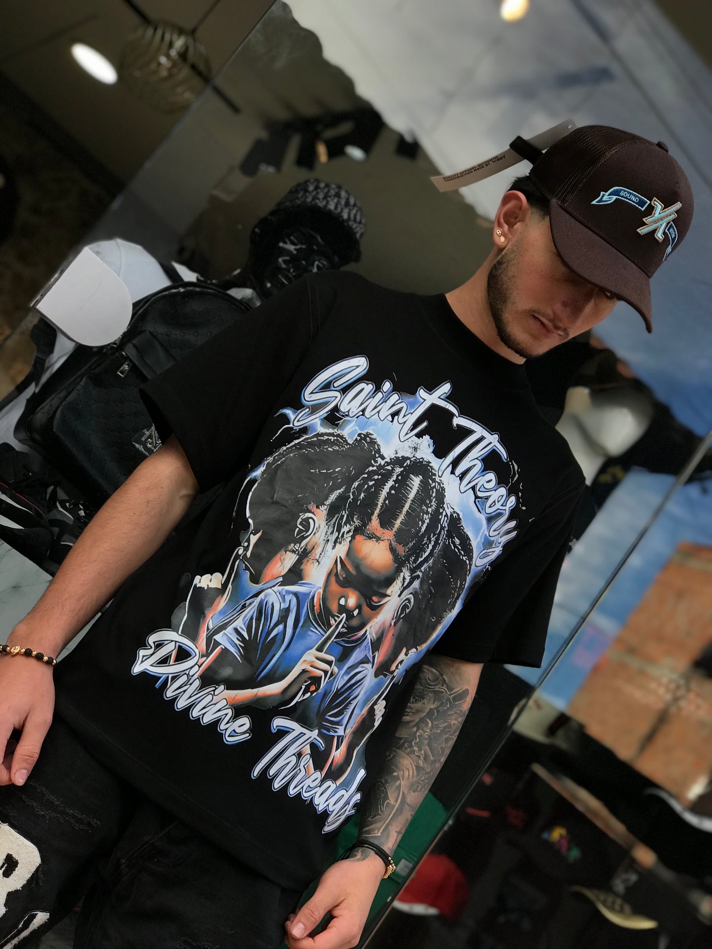 CAMISETA SAINT THEORY (TALLA M)