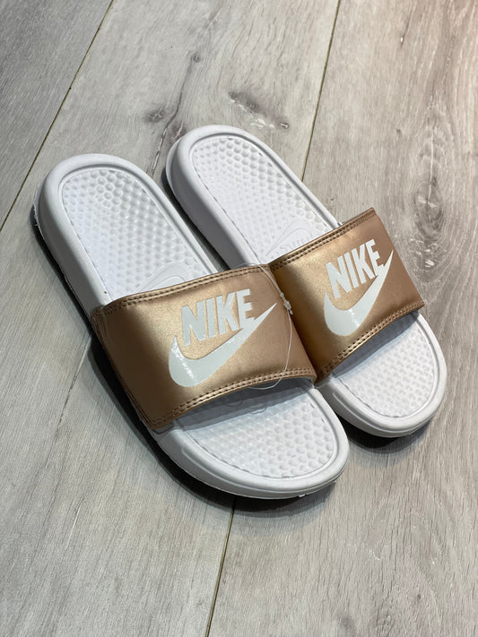 CHANCLAS NIKE (TALLA 39)